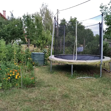 Balatoni Mandala Vendeghaz 度假居 Balatonszárszó