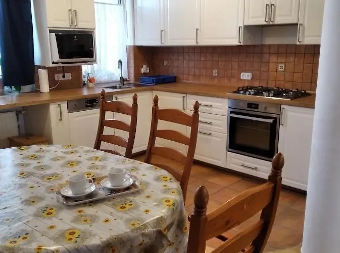 Balatoni Mandala Vendeghaz Balatonszárszó